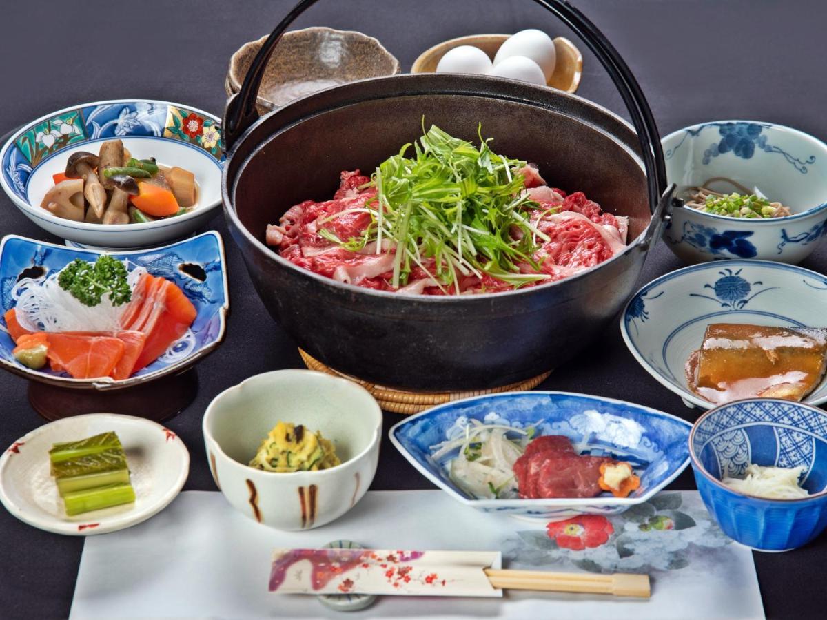 Kanoe Iiyama Buitenkant foto