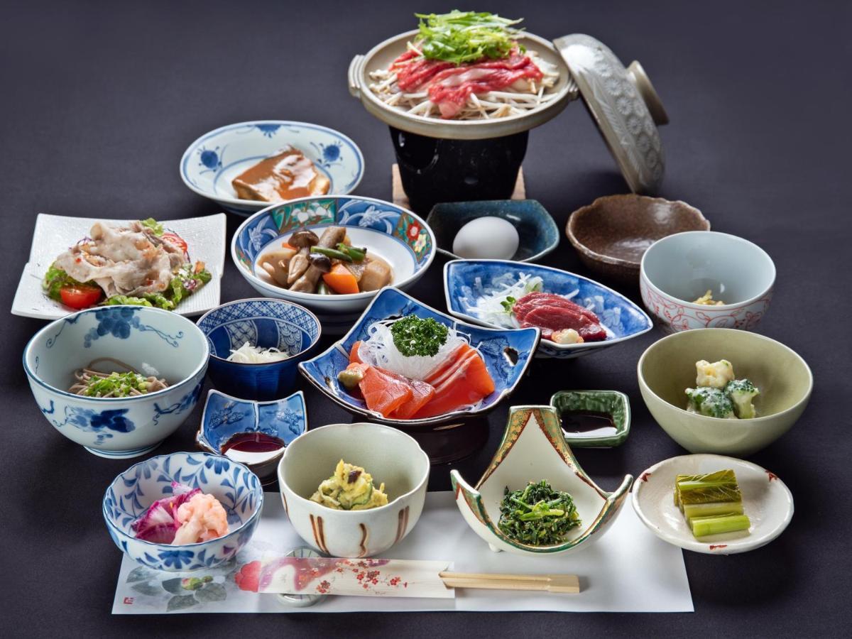Kanoe Iiyama Buitenkant foto