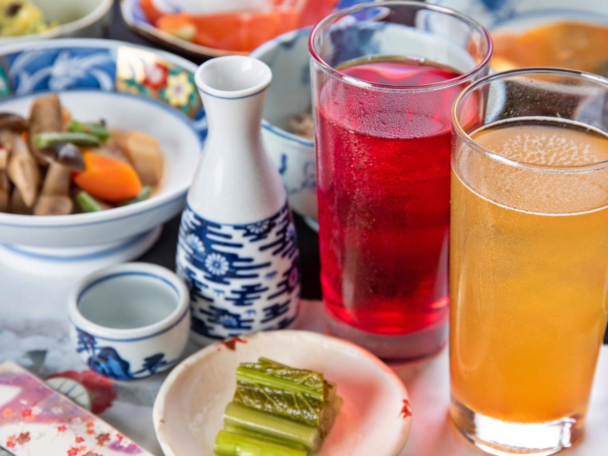 Kanoe Iiyama Buitenkant foto